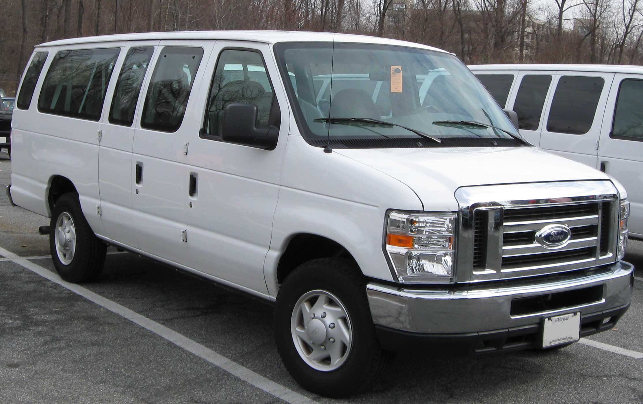 Ford E350 Econoline Van