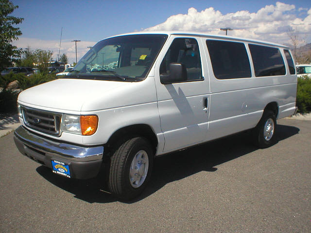 Ford E350 Econoline