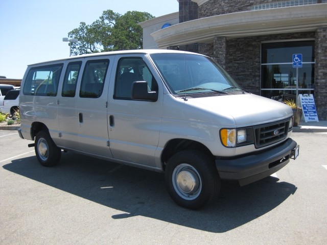Ford E350 Xlt Super Duty Ford E350 Xlt Super Duty