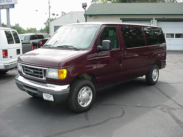 Ford E350 Xlt Super Duty