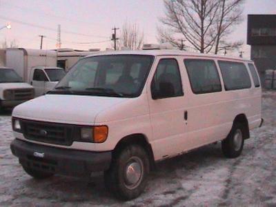 Ford E350 Xlt Super Duty