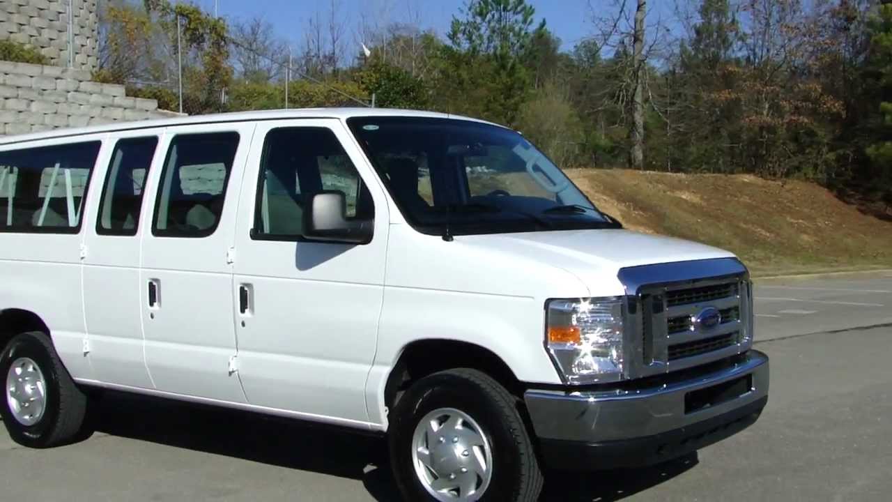 Ford Econoline 12 Seater