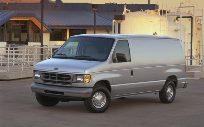Ford Econoline 2002
