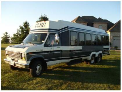 Ford Econoline Bus