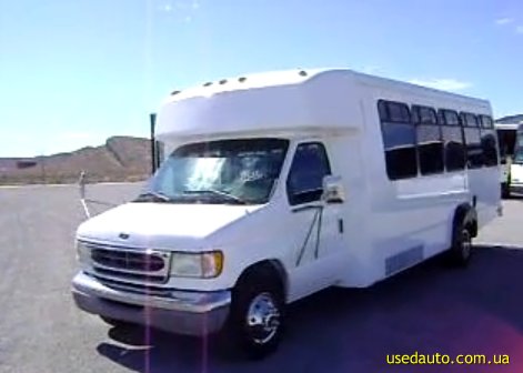 Ford Econoline Bus