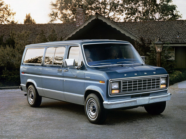 Ford Econoline Club Wagon