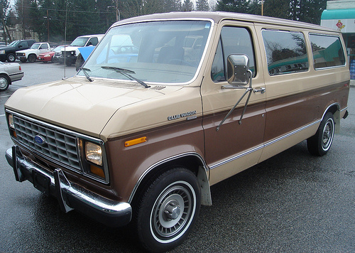 Ford Econoline Club Wagon
