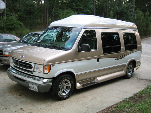 Ford Econoline E-150