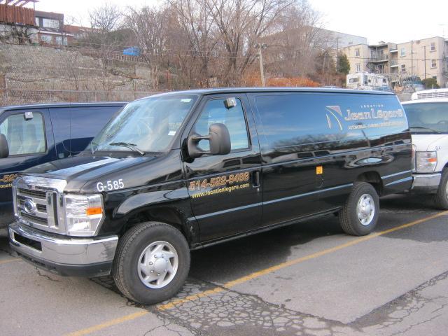 Ford Econoline E-250