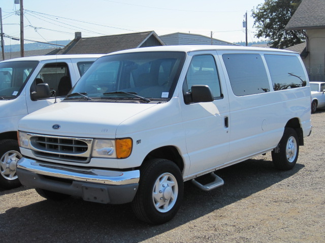 Ford Econoline E-350