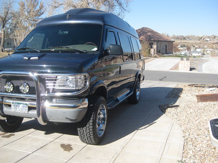Ford Econoline E-350
