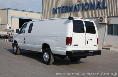 Ford Econoline E-350