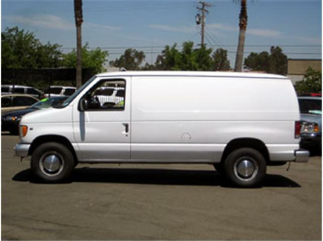 Ford Econoline E350 Super Duty