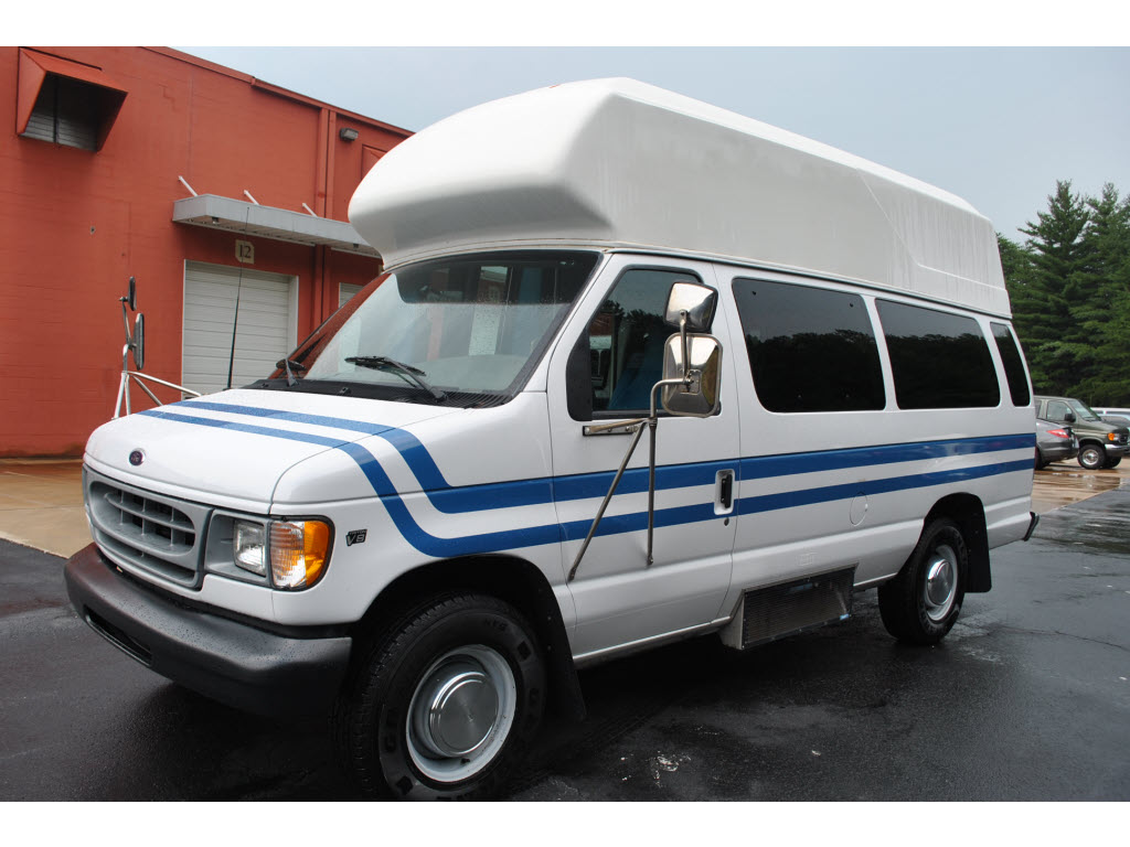 Ford Econoline E350 Super Duty