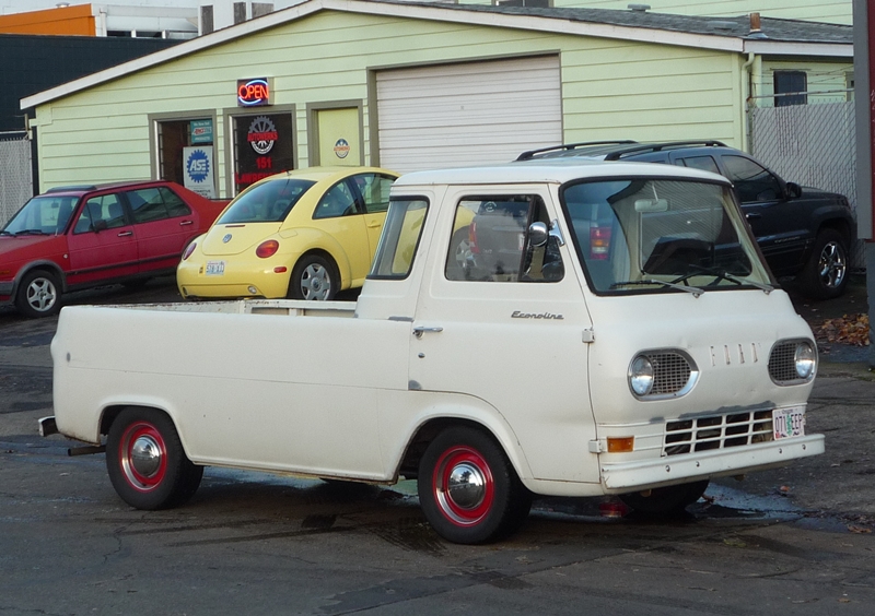 Ford Econoline Truck