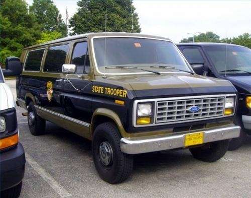 Ford Econoline V8
