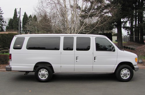 Ford Econoline Wagon.Ext