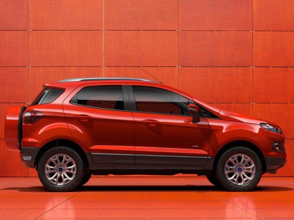Ford Ecosport Red