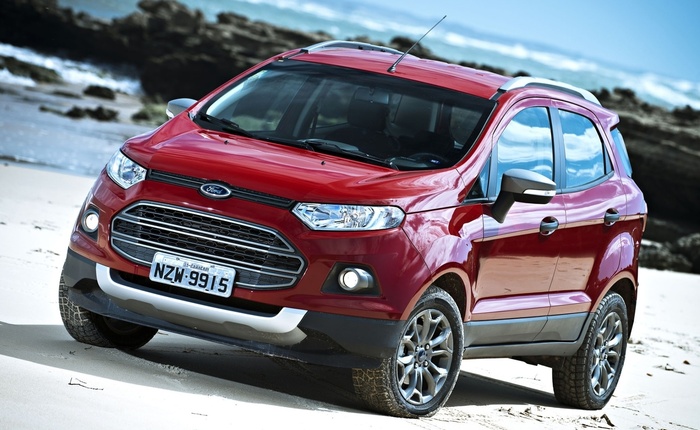 Ford Ecosport Red