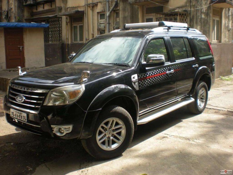 Ford Endeavour Black
