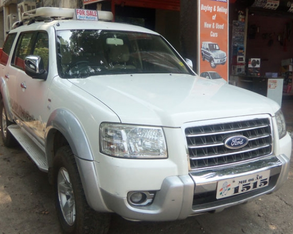 Ford Endeavour White