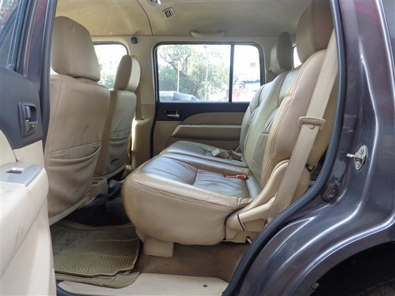 Ford Endeavour Xlt