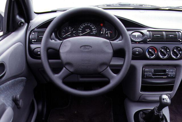 Ford Escort 1.8 16v