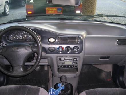 Ford Escort 1.8 16v