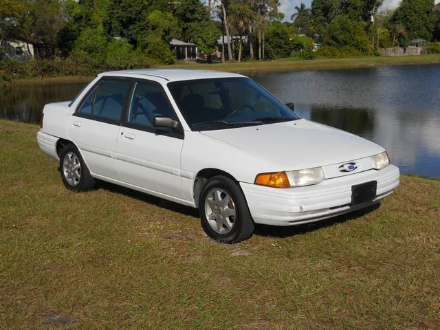 Ford Escort 2 Door