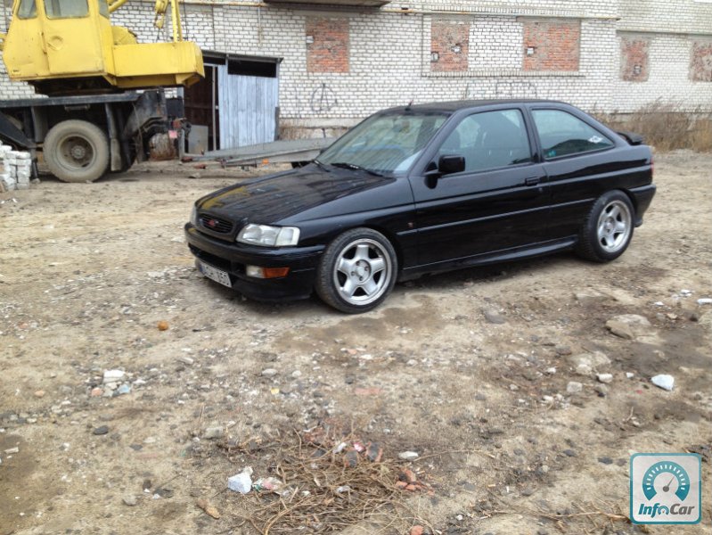 Ford Escort Black
