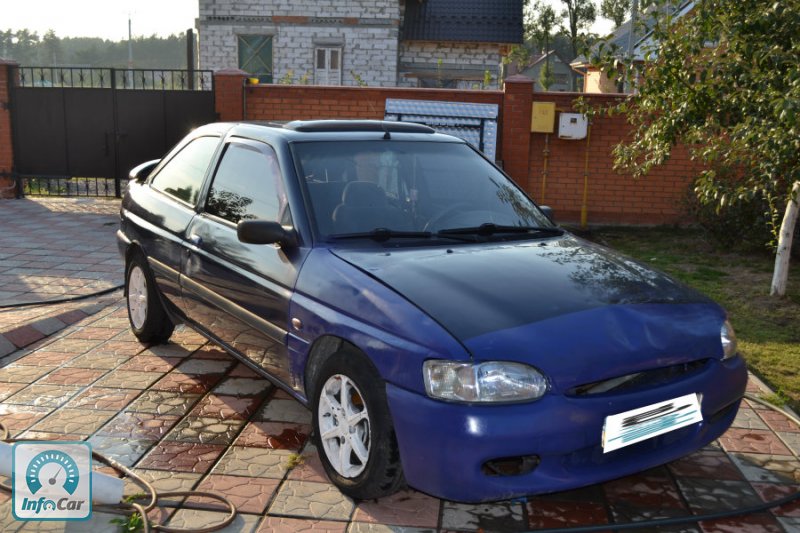 Ford Escort Coupe