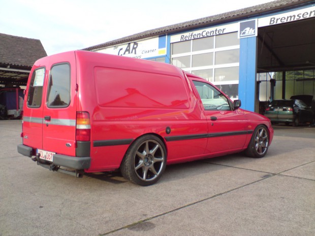 Ford Escort Express