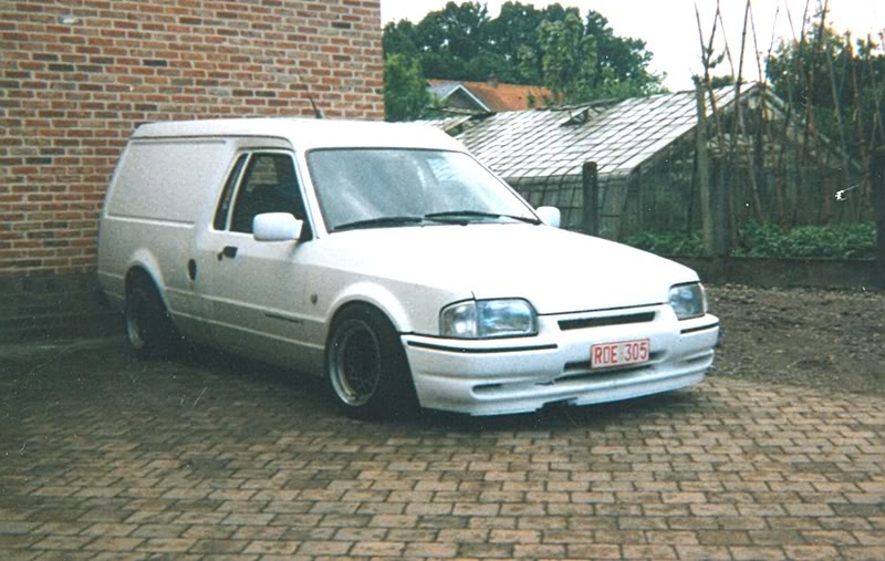 Ford Escort Mk4