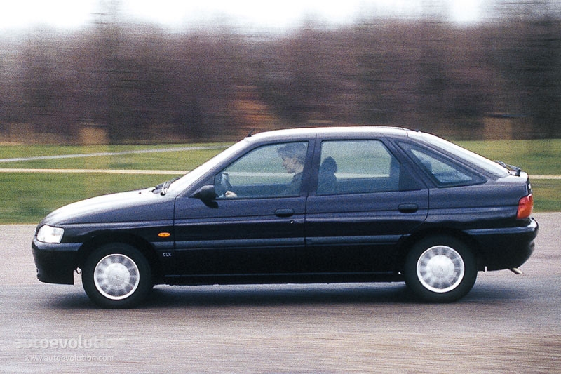 Ford Escort Sedan