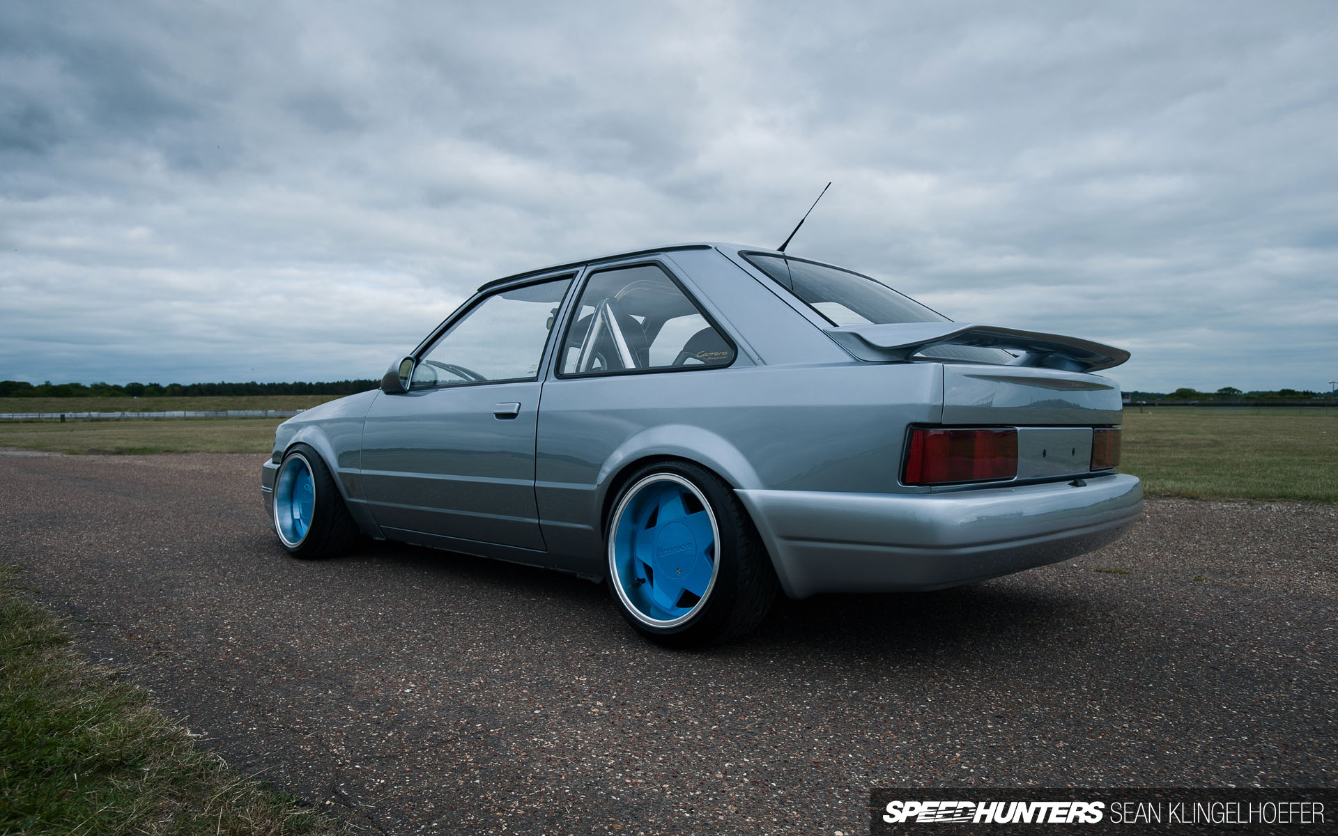 Ford Escort Slammed