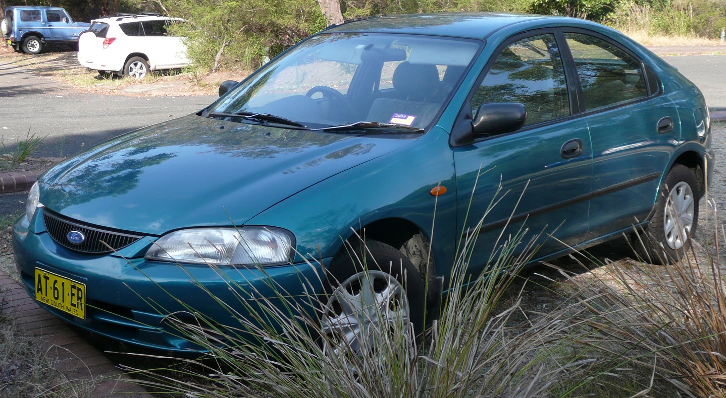 Ford Escort Station