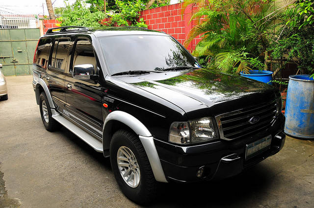 Ford Everest Black