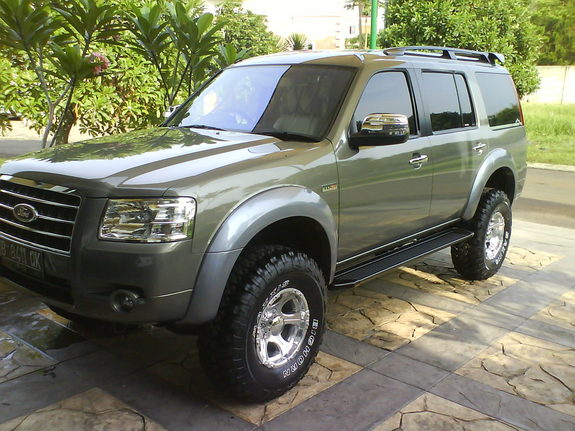 Ford Everest Modified