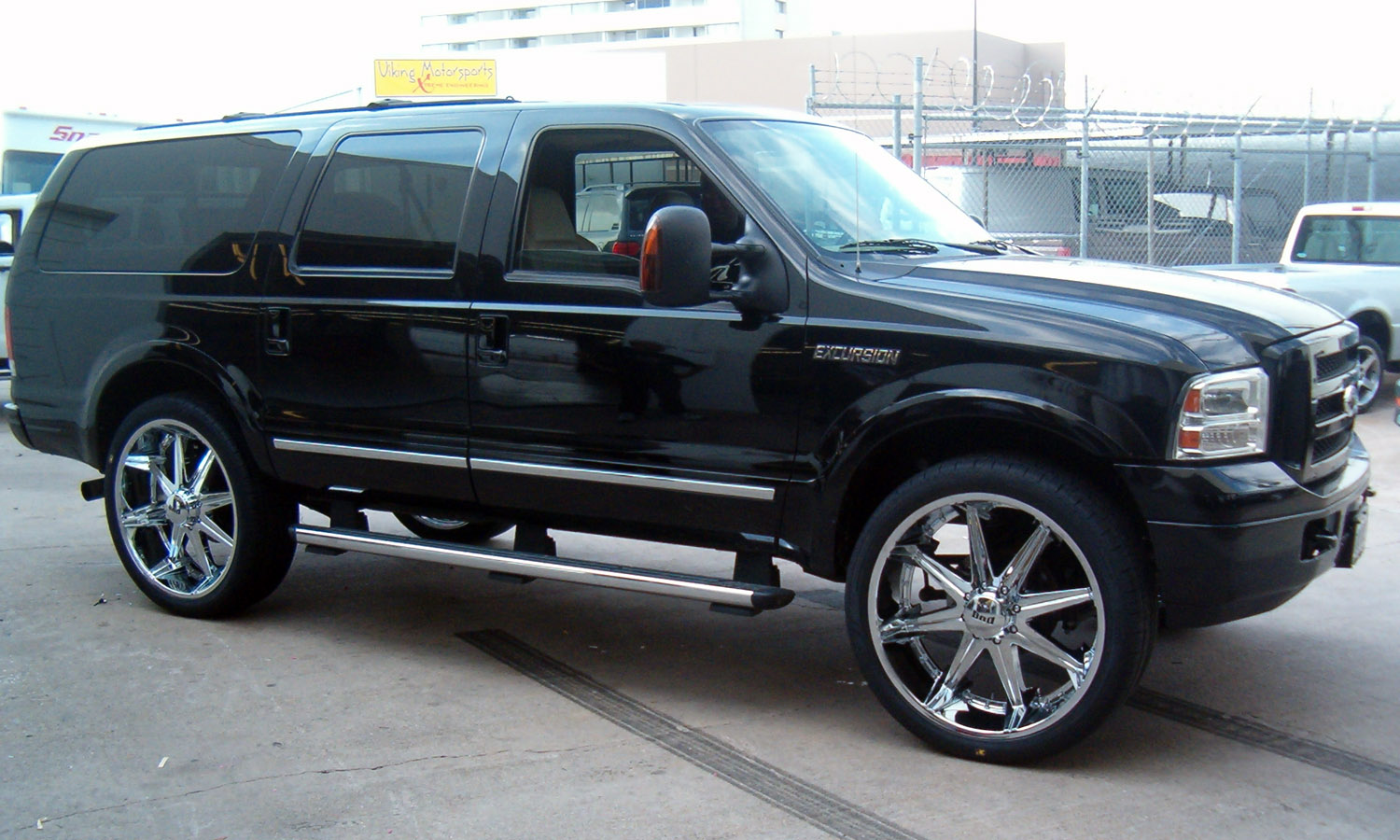2005 Ford Excursion Xls