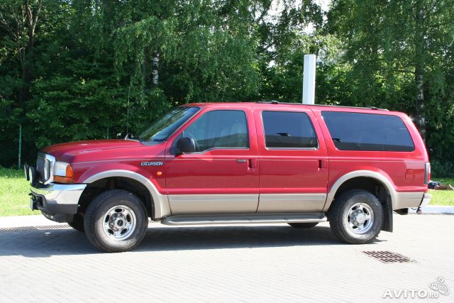 Ford Excursion 2001