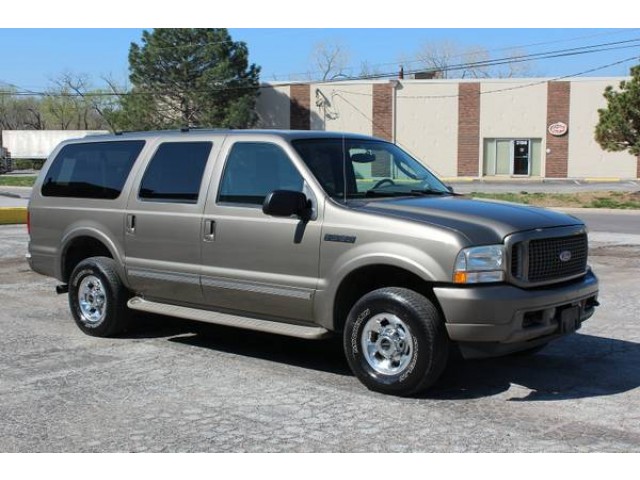 Ford Excursion 2004