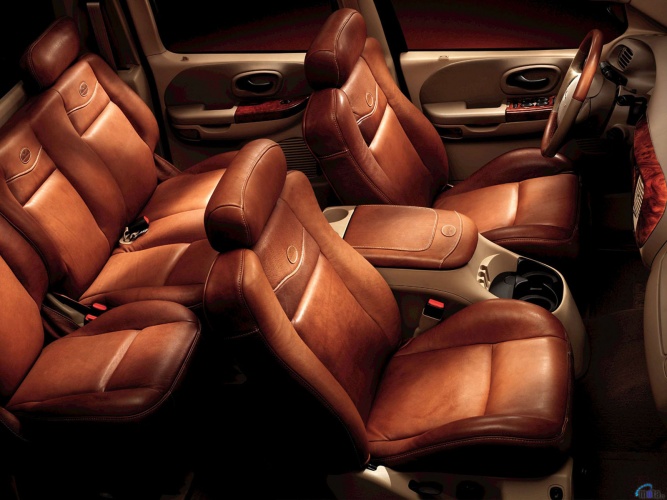 Ford Excursion Harley Davidson Edition