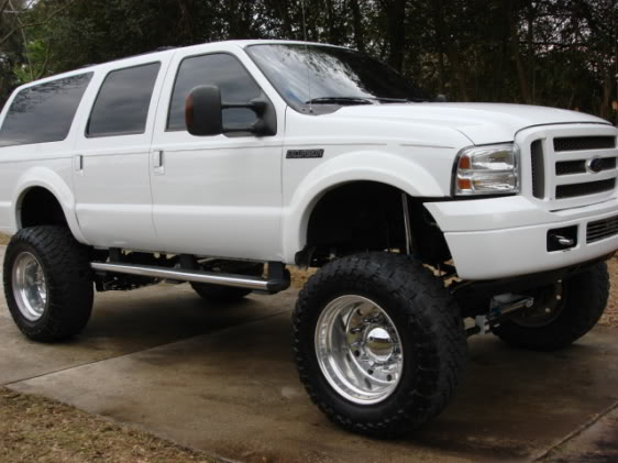 Ford Excursion White