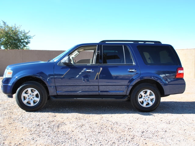 Ford Expedition Blue