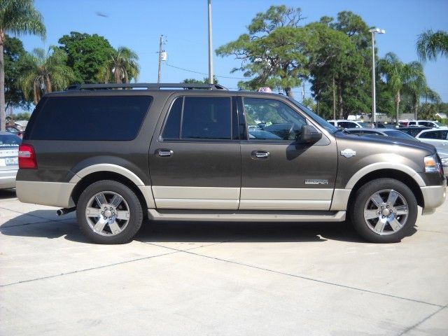 Ford Expedition El King Ranch