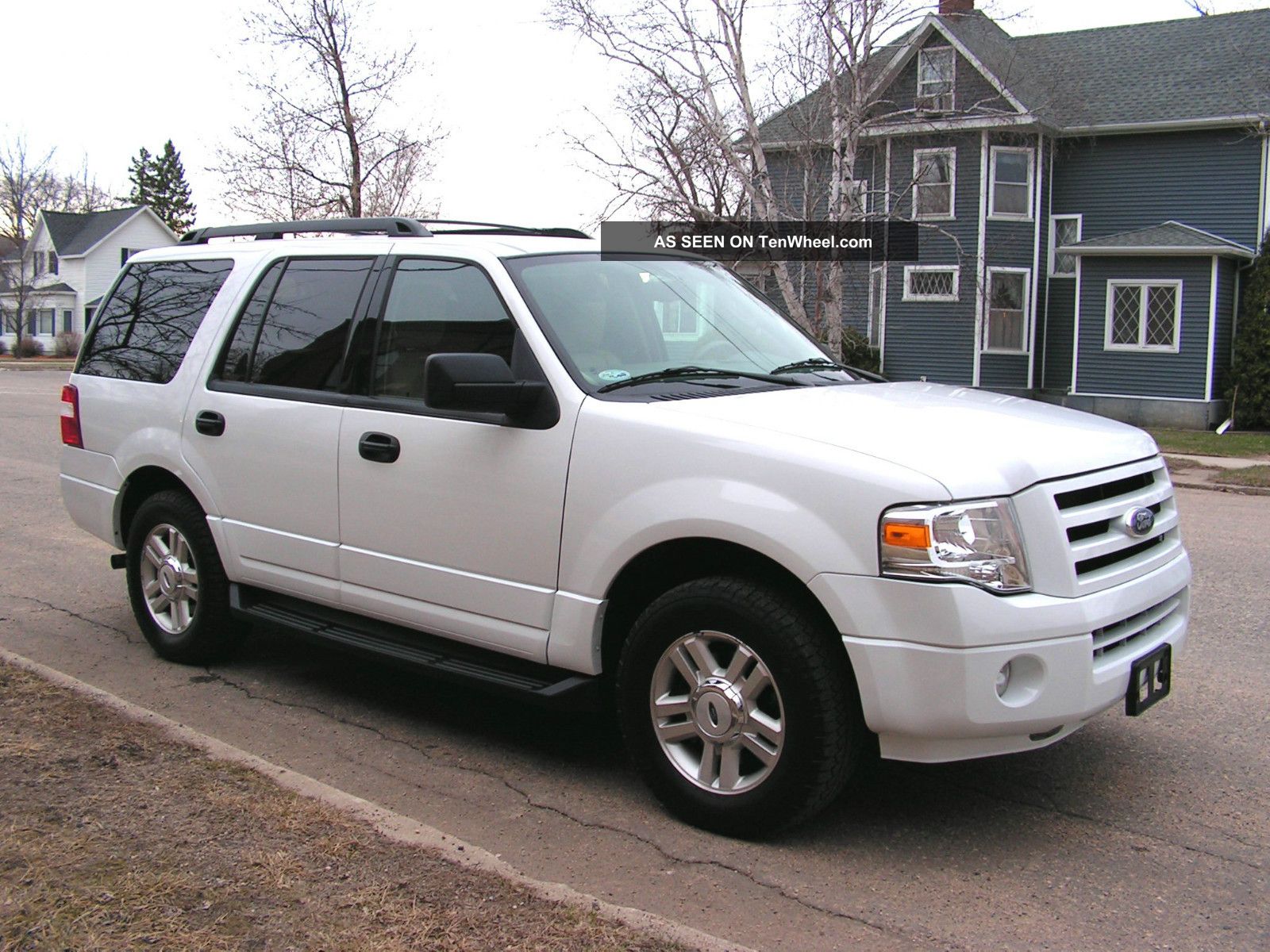 Ford Expedition White