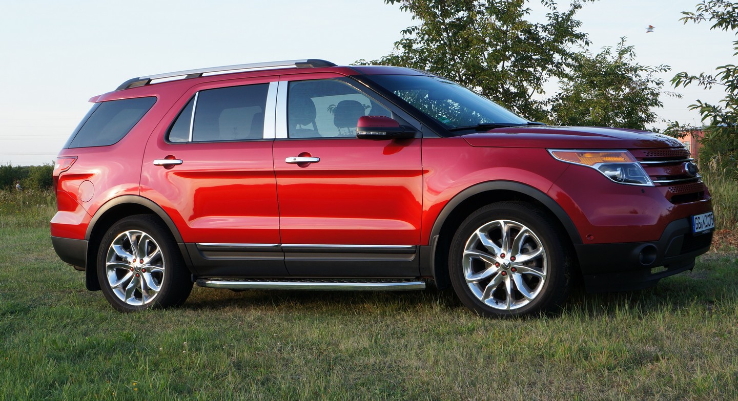 Ford Explorer Modified