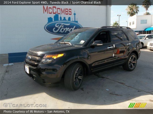 Ford Explorer Sport Black