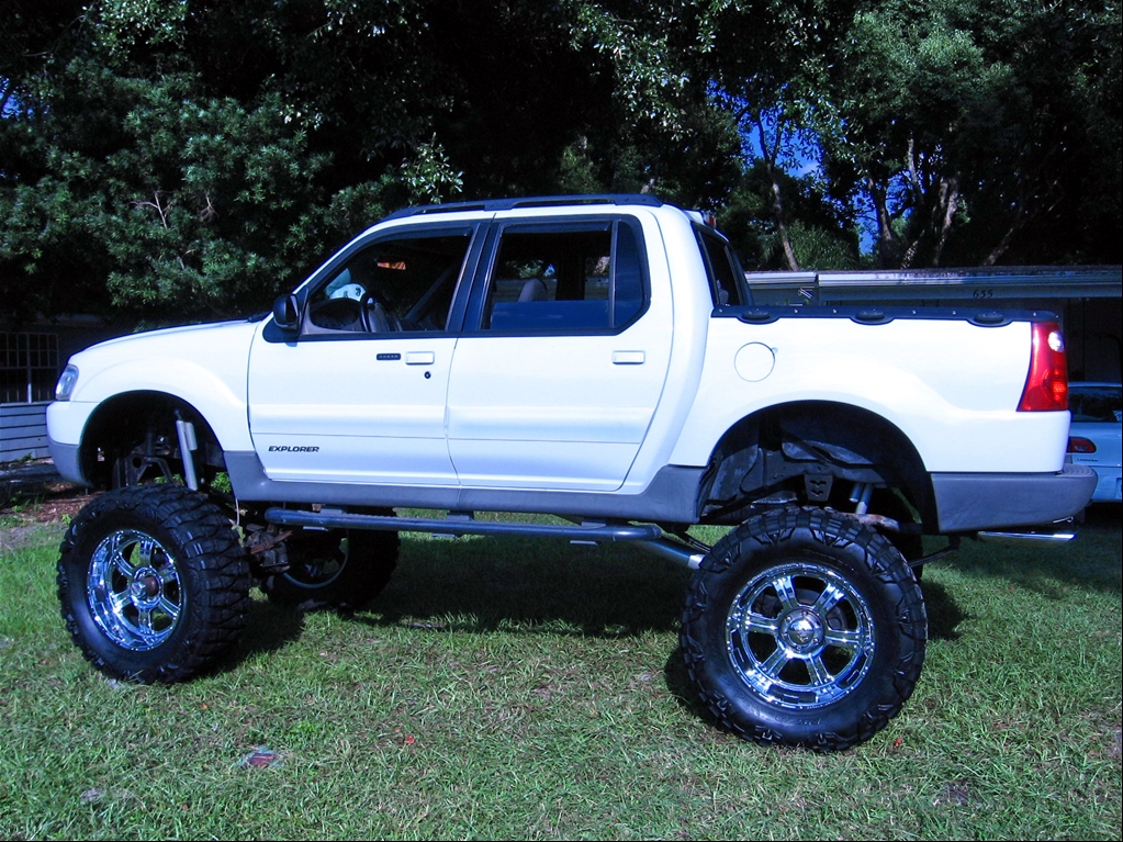 Ford Explorer Sport Trac Lifted