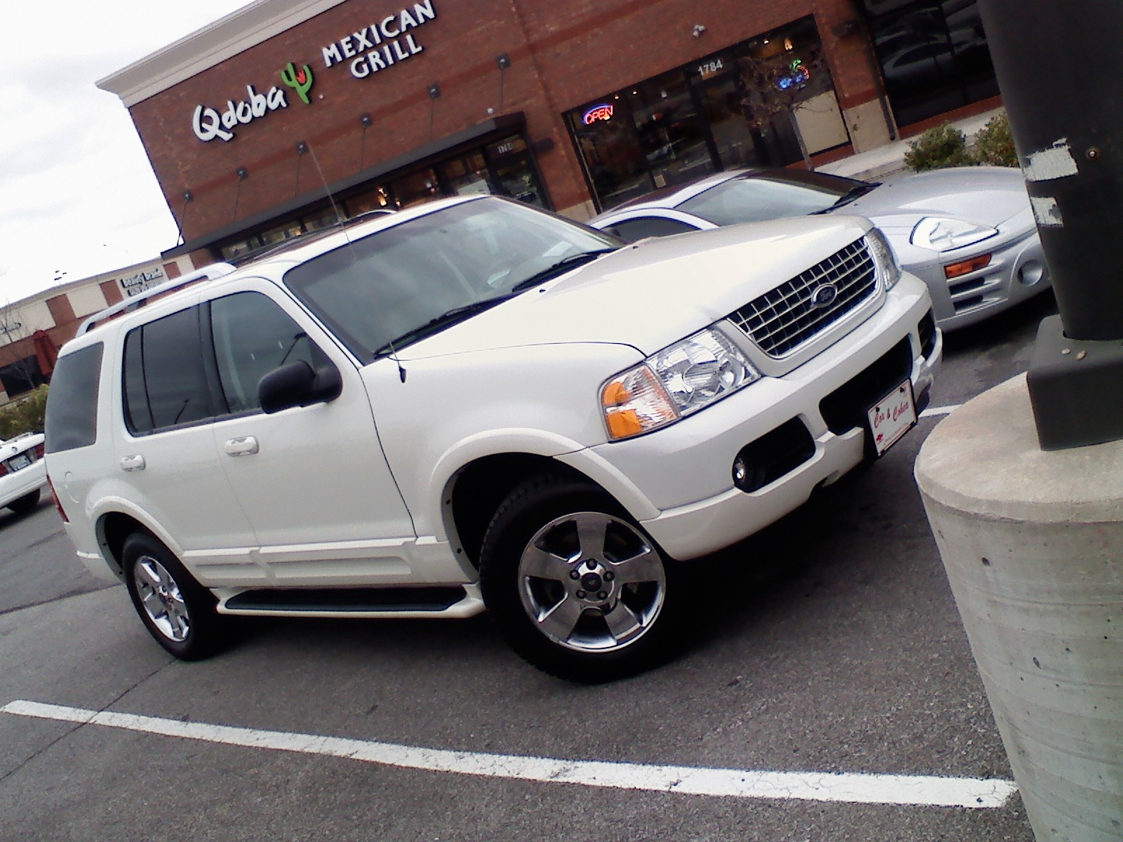 Ford Explorer V8